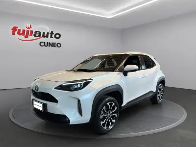 Second-hand Toyota Yaris Hybrid Trend 116 CP (85 kW) 2022 Alb