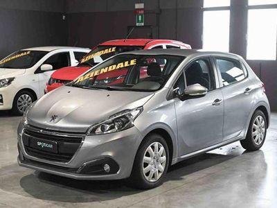 Usata Peugeot 208 Active 82 CV (60 kW) 2019 Grigio Utilitaria
