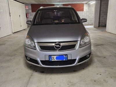 usata Opel Zafira Cosmo 1.9 CDTI 120cv