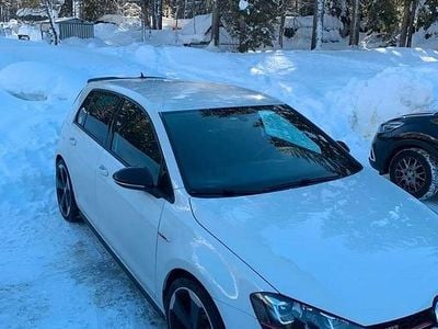 Usata VW Golf VII GTI 230 CV (169 kW) 2016 Bianco Utilitaria