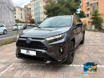 Usata Toyota RAV4 Hybrid Style 178 CV (130 kW) 2022 Grigio SUV