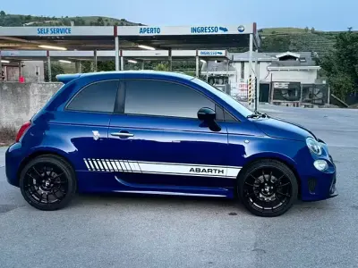 Usata Abarth 500 140 CV (102 kW) 2021 Bluazzurro Berlina