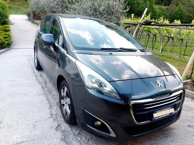 Occasion Peugeot 5008 Allure 150 ch (110 kW) 2014 Gris Monospace