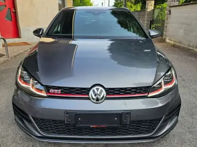 Usata VW Golf VII GTI 245 CV (180 kW) 2019 Grigio Berlina