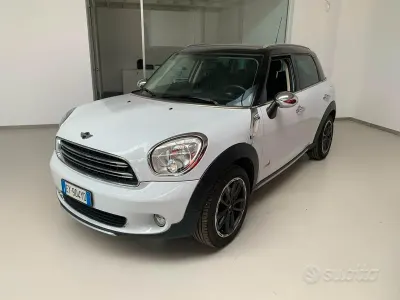 Usata Mini Cooper D Countryman 111 CV (81 kW) 2015 Bianco SUV