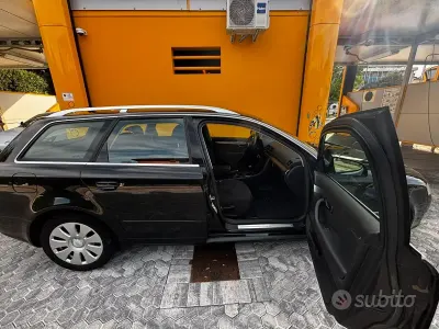 Usata Audi A4 140 CV (102 kW) 2008 Nero Station wagon