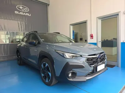 Usata Subaru Crosstrek Premium 136 CV (100 kW) 2024 Grigio SUV