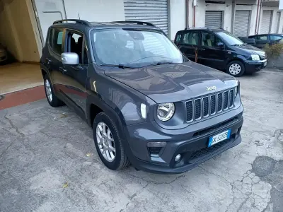 Usata Jeep Renegade Limited 130 CV (95 kW) 2022 Grigio SUV