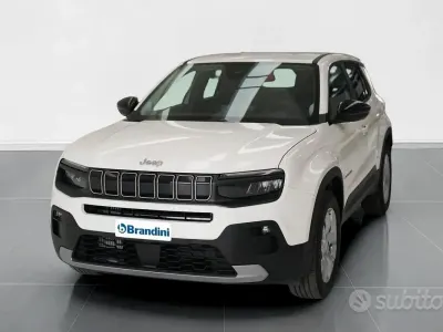 Uusi Jeep Avenger Altitude 101 HP (74 kW) 2026 Valkoinen Katumaasturi