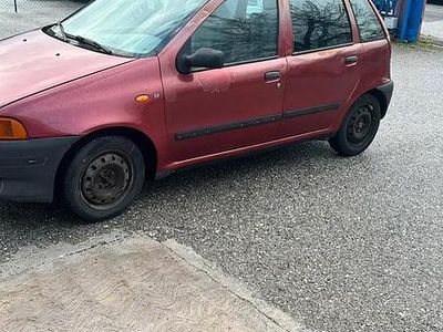 Usata Fiat Punto 1994 Rosso Utilitaria