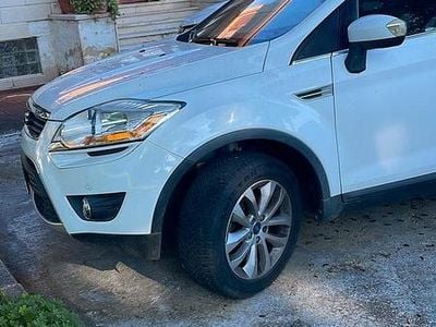 Usata Ford Kuga 136 CV (100 kW) 2011 Bianco SUV