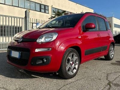 Usata Fiat Panda Lounge 95 CV (69 kW) 2016 Rosso Utilitaria