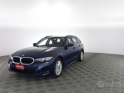 Usata BMW 320e Efficient Dynamics 190 CV (139 kW) 2023 Blu Station wagon