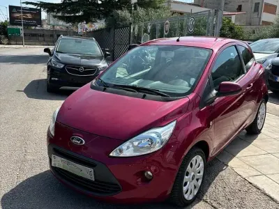 Usata Ford Ka Titanium 75 CV (55 kW) 2013 Rosso Utilitaria