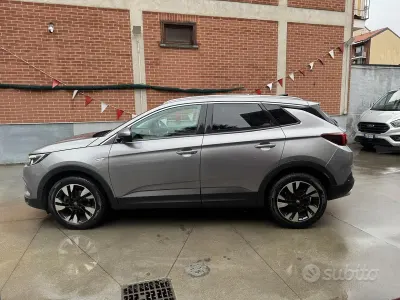 Usata Opel Grandland X Innovation 131 CV (96 kW) 2019 Grigio SUV