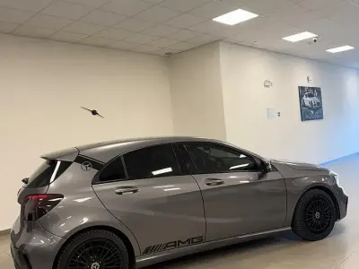 Usata Mercedes A160 Premium 90 CV (66 kW) 2018 Grigio Utilitaria