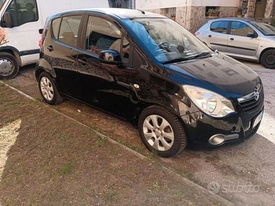 Usata Opel Agila 86 CV (63 kW) 2007 Nero Utilitaria