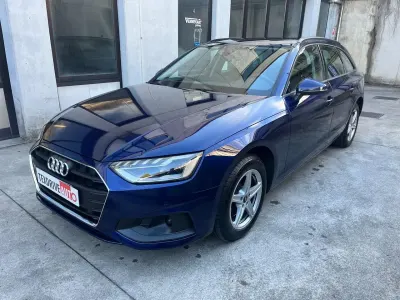Käytetty Audi A4 Business 163 HP (119 kW) 2021 Sininen Farmari