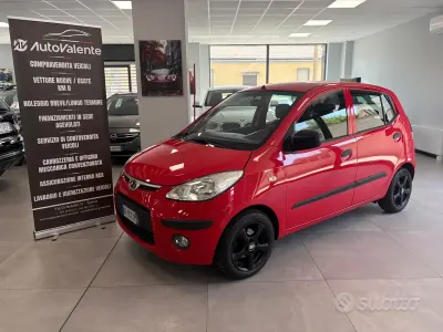 Usata Hyundai i10 Style 67 CV (49 kW) 2010 Rosso Utilitaria