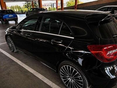 Usata Mercedes CLA180 109 CV (80 kW) 2015 Berlina