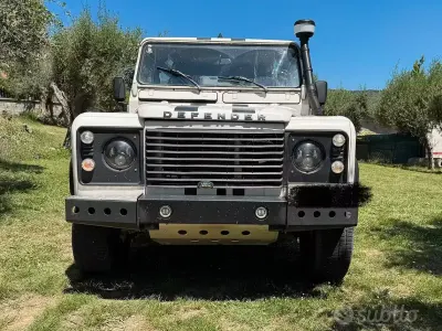 Usata Land Rover Defender 86 CV (63 kW) 1992 Bianco SUV