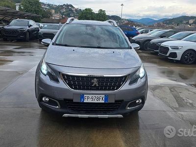Gebraucht Peugeot 2008 Allure 110 PS (80 kW) 2018 Grau SUV
