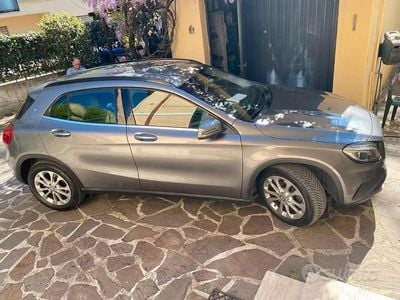Usata Mercedes GLA200 Premium 136 CV (100 kW) 2014 Grigio SUV