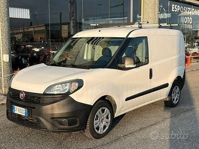 Usata Fiat Doblò S 95 CV (69 kW) 2021 Bianco Monovolume