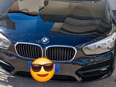Begagnad BMW 118 M Performance 136 HK (100 kW) 2018 Svart Halvkombi