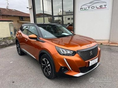 Usata Peugeot 2008 Allure 131 CV (96 kW) 2020 Arancione SUV