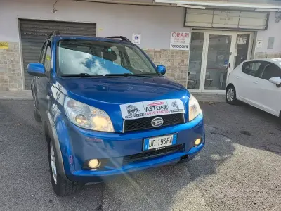Usata Daihatsu Terios 105 CV (77 kW) 2007 Blu SUV