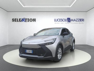 Usata Toyota C-HR Trend 140 CV (102 kW) 2024 Grigio SUV