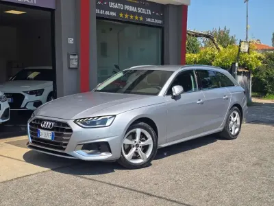 Usata Audi A4 Ambiente 163 CV (119 kW) 2024 Argento fioretto Station wagon