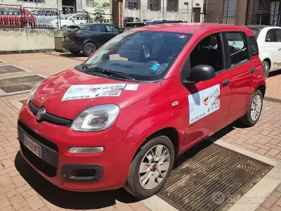 Usata Fiat Panda 69 CV (50 kW) 2014 Rosso Utilitaria