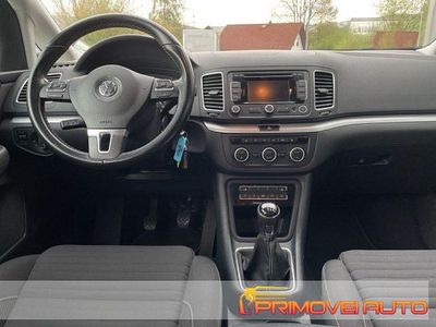 Usata VW Sharan 150 CV (110 kW) 2015 Argento Monovolume