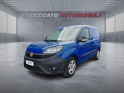 Begagnad Fiat Doblò 95 HK (69 kW) 2018 Blå Minibuss