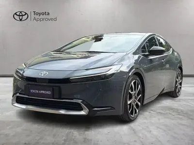Usata Toyota Prius Lounge 2025 Ash grey Utilitaria