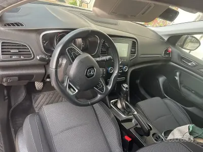 Usata Renault Mégane 116 CV (85 kW) 2018 Berlina