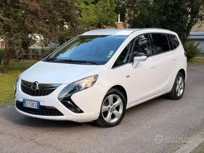Usata Opel Zafira Tourer 150 CV (110 kW) 2015 Bianco Monovolume