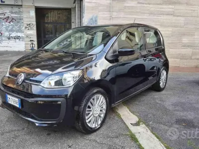 Usata VW up! Beats 65 CV (47 kW) 2023 Nero Utilitaria