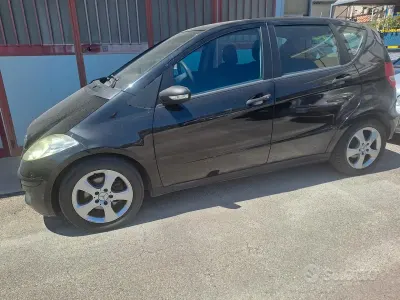 Usata Mercedes A180 Elegance 109 CV (80 kW) 2006 Nero Berlina