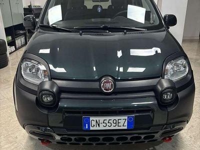 Usata Fiat Panda Cross Cross 69 CV (50 kW) 2023 Verde Utilitaria