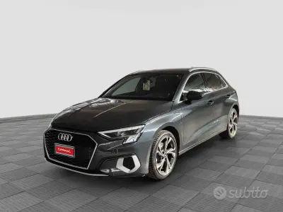 Käytetty Audi A3 e-tron Business 150 HP (110 kW) 2021 Harmaa Viistoperä