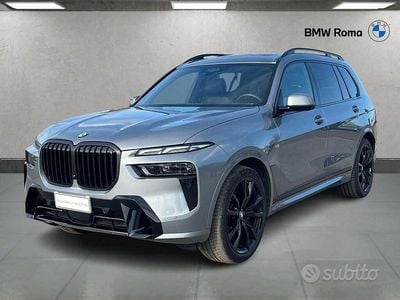 Usata BMW X7 M Sport 352 CV (258 kW) 2024 Skyscraper grey metallic SUV