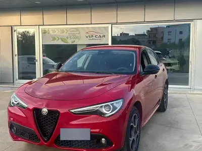 Usata Alfa Romeo Stelvio 190 CV (139 kW) 2019 Rosso SUV