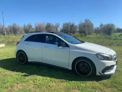 Usata Mercedes A180 Premium 109 CV (80 kW) 2016 Berlina