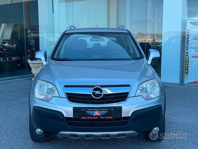Usata Opel Antara Cosmo 150 CV (110 kW) 2007 Grigio SUV
