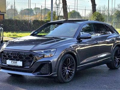 Usata Audi Q8 S-Line 286 CV (210 kW) 2025 Grigio SUV
