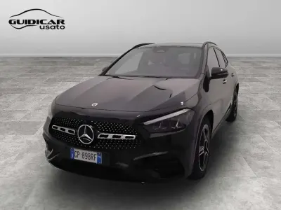 Usata Mercedes GLA180 Advanced Plus 116 CV (85 kW) 2023 Nero SUV