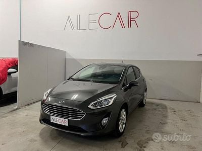 Usata Ford Fiesta Titanium 75 CV (55 kW) 2019 Grigio Berlina